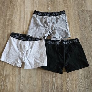 Boys size medium baseball sliding shorts with cup holder bundle grey, white, b